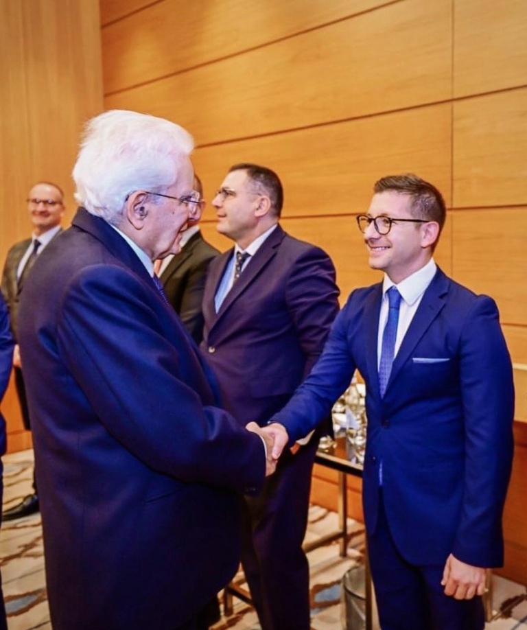 Il consigliere Ciuz Marco Farci incontra il Presidente Mattarella a Tashkent